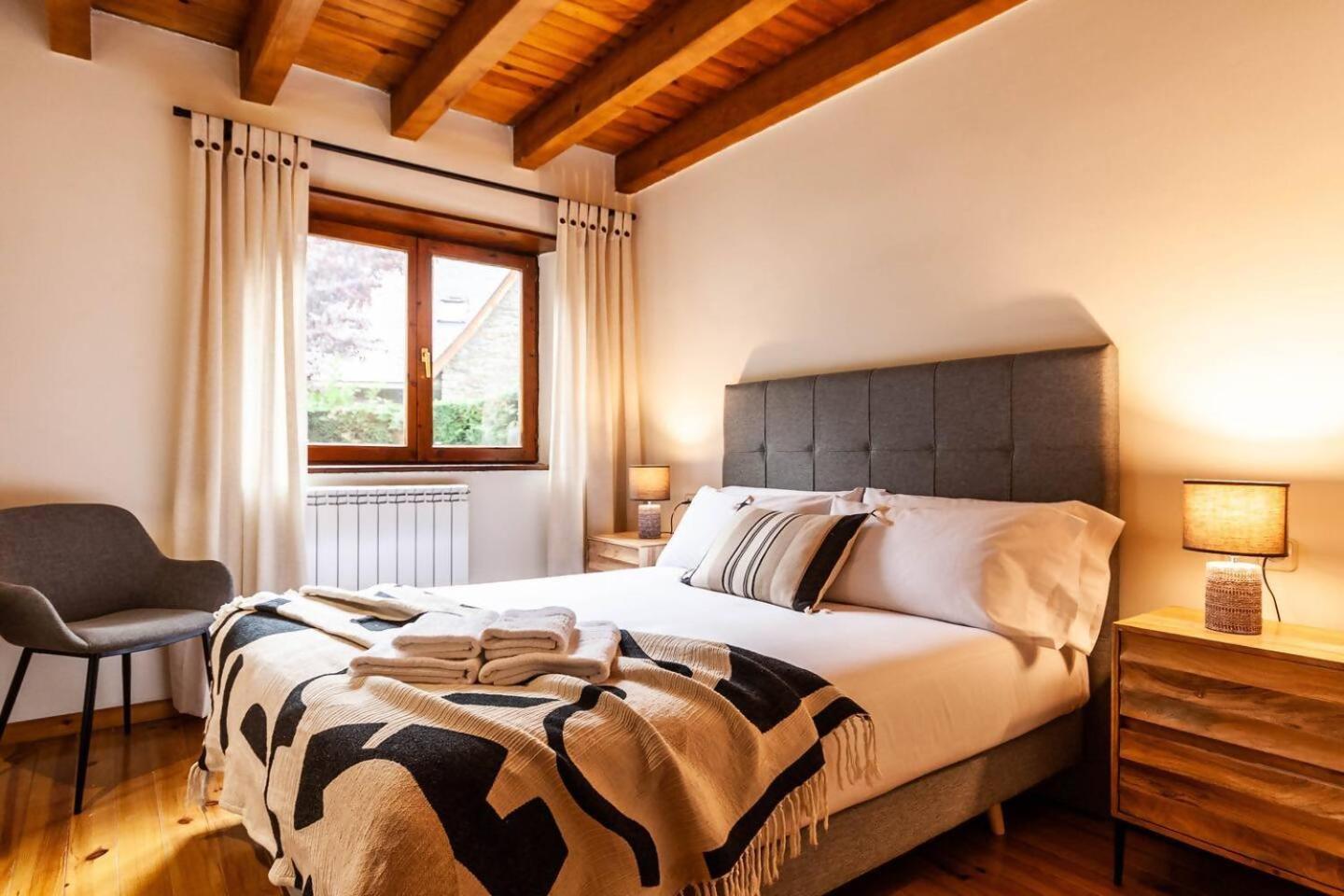 Espacioso Apartamento Con Jardin En Salardu Naut Aran Zewnętrze zdjęcie